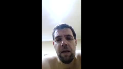 Snapshot of azza42086 chatting on December 15, 2025, 7:34 am azza42086 online show from December 15, 2025, 7:34 am