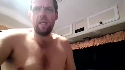 Snapshot of azza42086 chatting on March 17, 2026, 4:50 am azza42086 online show from March 17, 2026, 4:50 am