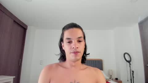 b0yberry online show from August 6, 2026, 10:00 pm