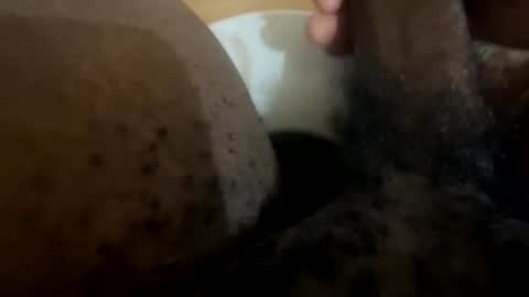 Snapshot of b0ynextd00r_ chatting on December 17, 2024, 8:01 am Alex online show from December 17, 2024, 8:01 am