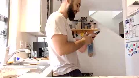 Snapshot of b1gbanana chatting on January 5, 2025, 5:20 pm b1gbanana online show from January 5, 2025, 5:20 pm