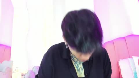 Anny online show from May 10, 2026, 3:33 am