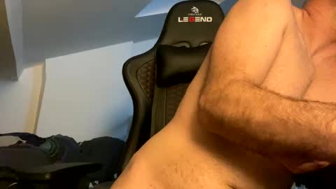 Snapshot of b4dafall44 chatting on January 17, 2025, 10:00 am b4dafall44 online show from January 17, 2025, 10:00 am