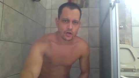 Snapshot of b4dm4ll0y chatting on February 16, 2025, 5:48 pm M4ll0y online show from February 16, 2025, 5:48 pm