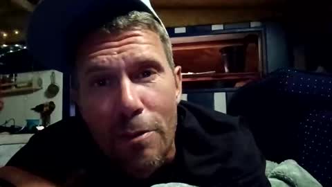 Snapshot of b_thunderlink chatting on March 19, 2026, 7:23 am b_thunderlink online show from March 19, 2026, 7:23 am