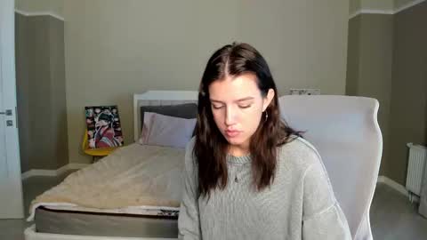 Snapshot of bab_boom chatting on October 1, 2025, 1:00 am Monica online show from October 1, 2025, 1:00 am