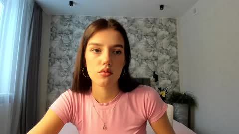 Snapshot of bab_boom chatting on February 7, 2026, 8:51 am Monica online show from February 7, 2026, 8:51 am