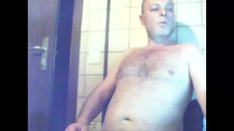 Snapshot of bababums chatting on December 17, 2025, 1:22 am bababums online show from December 17, 2025, 1:22 am