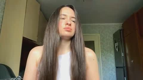 Caroline online show from May 29, 2026, 10:35 am