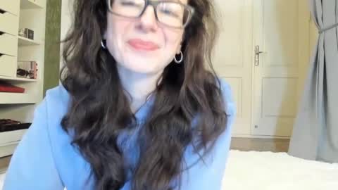 babby_jewel online show from January 14, 2025, 11:10 am