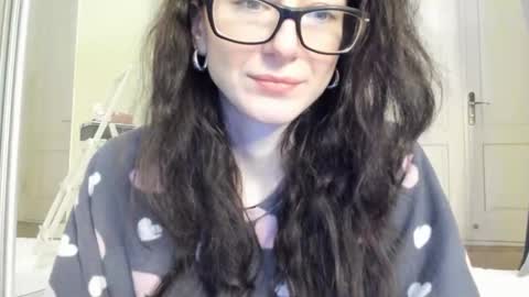 babby_jewel online show from February 13, 2025, 11:17 am