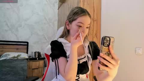 Snapshot of babby_rabbit_ chatting on March 12, 2026, 11:27 am Cute Raby online show from March 12, 2026, 11:27 am