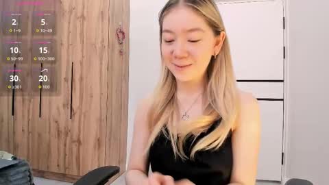 Snapshot of babby_rabbit_ chatting on March 18, 2026, 8:17 am Cute Raby online show from March 18, 2026, 8:17 am
