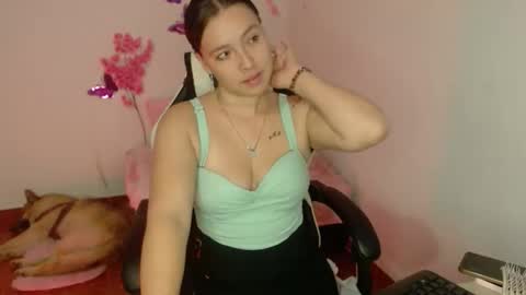 Snapshot of babenik_777 chatting on December 5, 2025, 6:55 am babenik_777 online show from December 5, 2025, 6:55 am