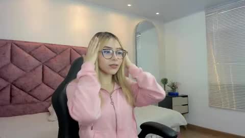 Snapshot of baby__flame chatting on February 22, 2026, 1:09 pm Maddie online show from February 22, 2026, 1:09 pm