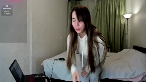 EVA online show from February 22, 2025, 9:37 pm