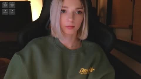 baby gopn1k online show from October 28, 2025, 2:53 pm