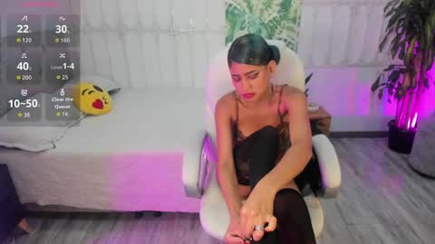 Snapshot of baby_julieta00 chatting on May 6, 2026, 6:41 am Julieta online show from May 6, 2026, 6:41 am