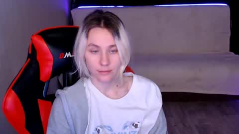 Snapshot of baby_kitte chatting on December 13, 2024, 3:16 am baby_kitte online show from December 13, 2024, 3:16 am