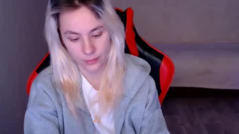 Snapshot of baby_kitte chatting on December 13, 2024, 11:50 pm baby_kitte online show from December 13, 2024, 11:50 pm