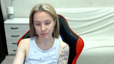 Snapshot of baby_kitte chatting on October 27, 2025, 3:54 am baby_kitte online show from October 27, 2025, 3:54 am