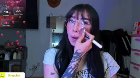 lily online show from December 16, 2025, 1:16 pm