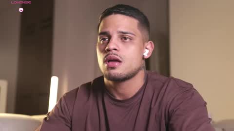 Snapshot of baby_rausch chatting on December 20, 2025, 9:27 am baby_rausch online show from December 20, 2025, 9:27 am