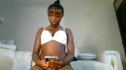 Snapshot of baby_smiler chatting on May 26, 2026, 1:34 am baby_smiler online show from May 26, 2026, 1:34 am