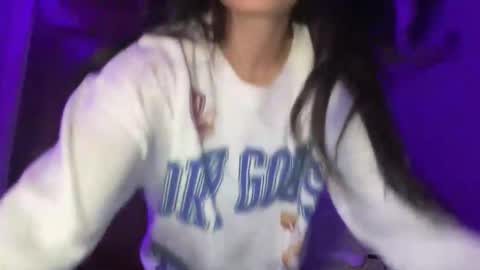 babyaves online show from November 6, 2025, 6:25 am