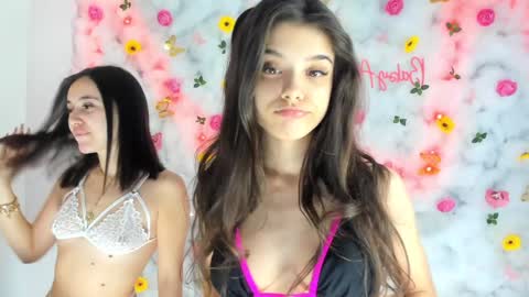 Snapshot of babyaylin chatting on January 24, 2025, 5:10 am Aylin online show from January 24, 2025, 5:10 am