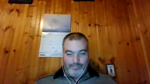 Snapshot of babybaby83 chatting on January 6, 2025, 3:31 am Darren online show from January 6, 2025, 3:31 am