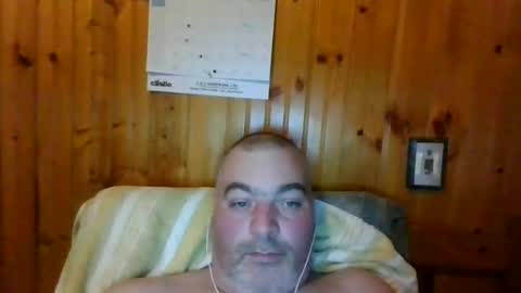 Snapshot of babybaby83 chatting on January 11, 2025, 1:48 am Darren online show from January 11, 2025, 1:48 am