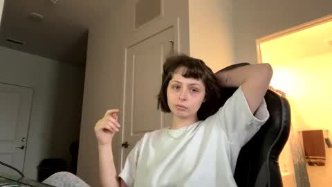 Snapshot of babyblue0194 chatting on February 10, 2025, 9:04 pm babybray online show from February 10, 2025, 9:04 pm