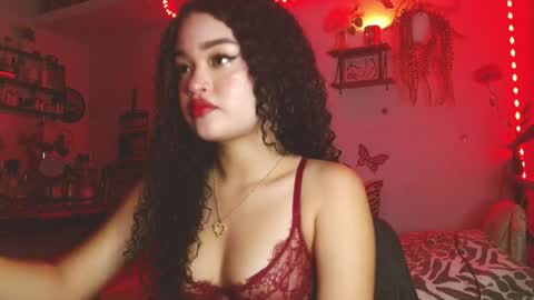 babybombom08 online show from March 26, 2026, 8:58 pm