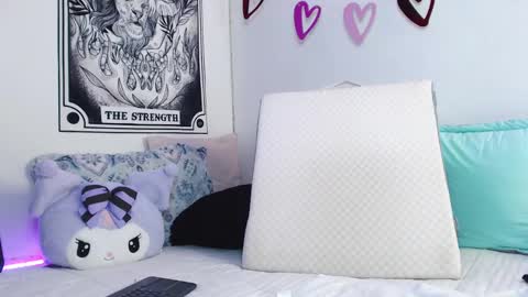 Snapshot of babycat4_ chatting on February 18, 2025, 3:53 am MARIA online show from February 18, 2025, 3:53 am