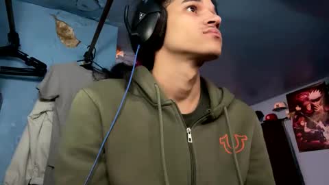 Snapshot of babyd0103 chatting on December 5, 2024, 2:42 am babyD online show from December 5, 2024, 2:42 am