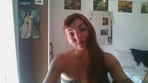 Snapshot of babydemon6 chatting on January 14, 2025, 12:45 pm babydemon6 online show from January 14, 2025, 12:45 pm