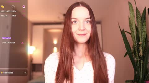 Snapshot of babyfawnn chatting on April 10, 2026, 9:52 pm Kira online show from April 10, 2026, 9:52 pm