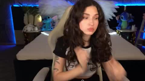 Sasha online show from October 17, 2025, 7:05 pm