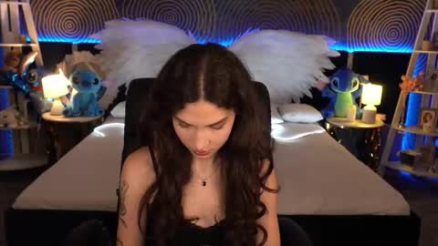 Sasha online show from November 26, 2025, 7:59 pm