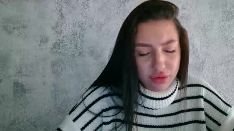 Snapshot of babyfoxie18 chatting on September 18, 2025, 6:48 am Roxie online show from September 18, 2025, 6:48 am