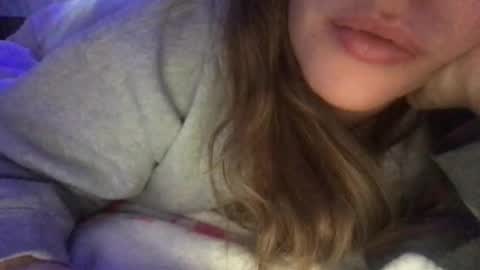 babyhoney333 online show from February 1, 2026, 3:05 am