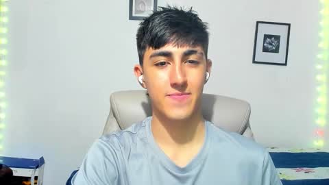 babymaik online show from November 20, 2025, 6:57 am