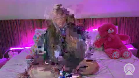 Snapshot of babymilie chatting on December 20, 2025, 9:38 am My name is Amelia but for you Melie online show from December 20, 2025, 9:38 am