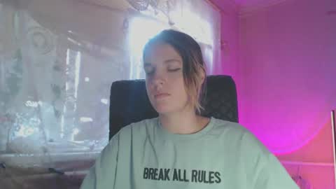 Sonya online show from October 12, 2025, 11:20 am