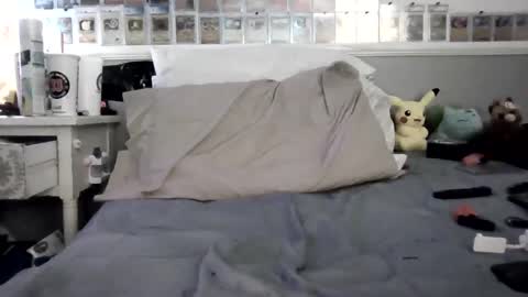 Snapshot of babyrileyyyy chatting on February 27, 2025, 4:20 am Riley online show from February 27, 2025, 4:20 am