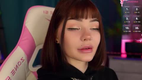 Snapshot of babyroxynill chatting on October 16, 2025, 6:14 am Nika online show from October 16, 2025, 6:14 am