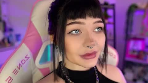 Snapshot of babyroxynill chatting on November 28, 2025, 4:09 pm Nika online show from November 28, 2025, 4:09 pm