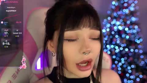 Snapshot of babyroxynill chatting on December 15, 2025, 4:11 pm Nika online show from December 15, 2025, 4:11 pm