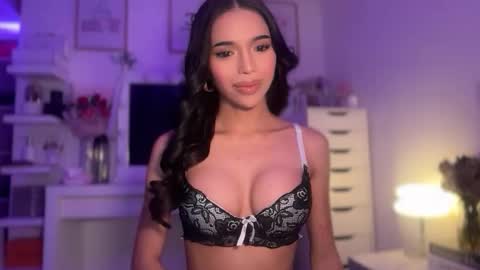 Snapshot of babysabrinaxx chatting on May 13, 2026, 9:11 pm babysabrinaxx online show from May 13, 2026, 9:11 pm